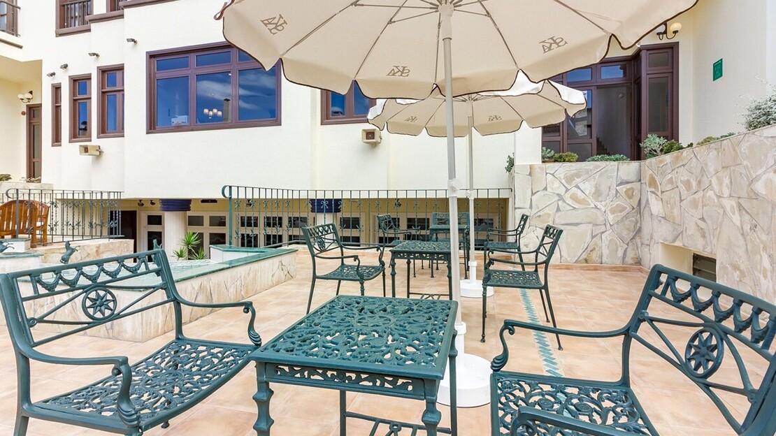 Klayman Olivina Aparthotel